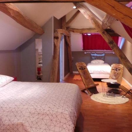 Chambre D'Hotes Mansardee Saint-Ouen-les-Vignes Eksteriør billede