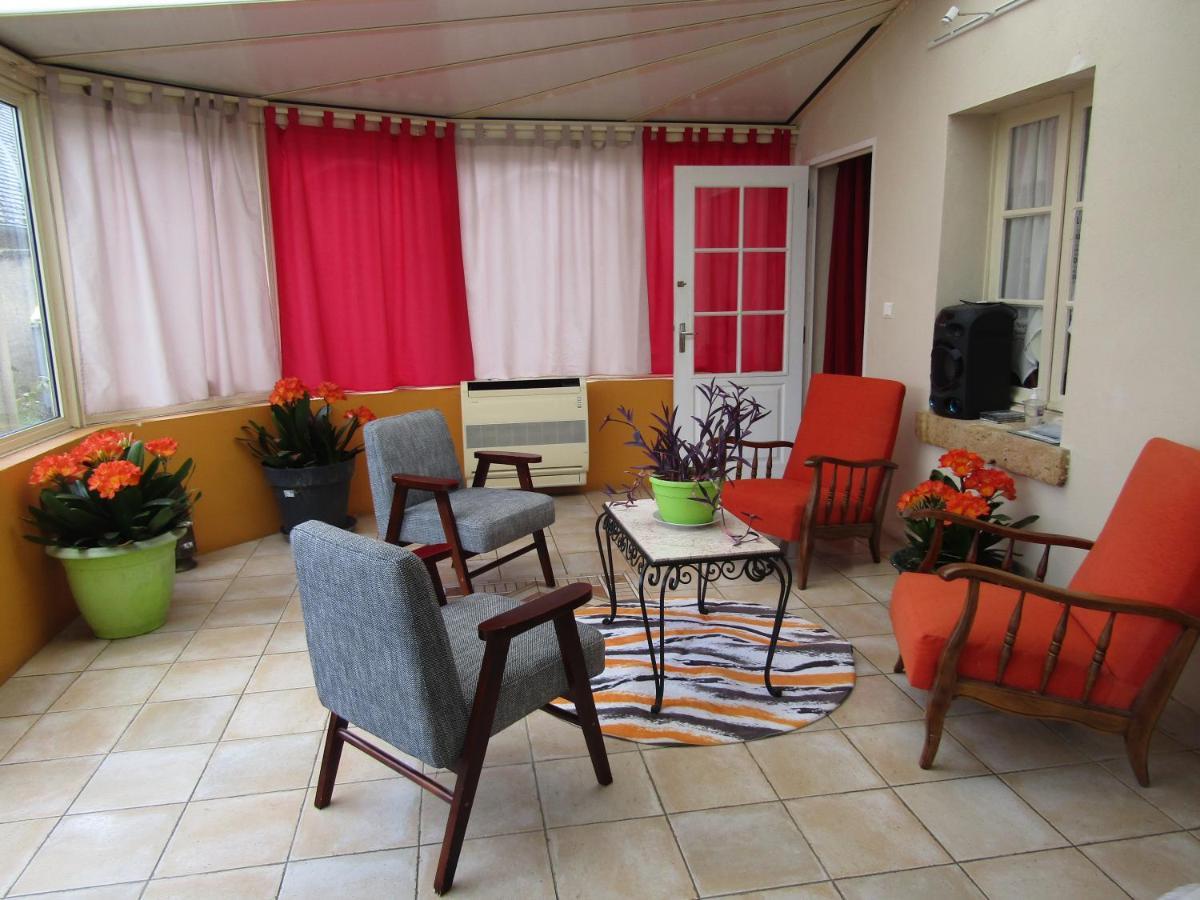 Chambre D'Hotes Mansardee Saint-Ouen-les-Vignes Eksteriør billede